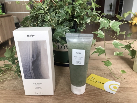 Tẩy tế bào chết - Sản phẩm chăm sóc da cần thiết của phái đẹp