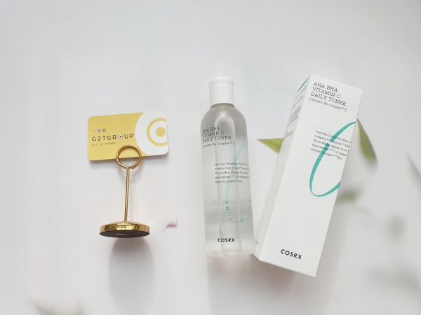 Nước hoa hồng làm sáng da, loại bỏ tế bào chết Cosrx Refresh AHA BHA Vitamin C Daily Toner 280ml