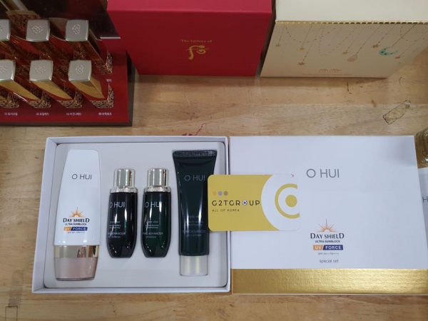 Bộ Chống Nắng Ohui Day Shield Ultra sunblock UV Force set 4sp Ngăn Tia UV Dưỡng Da Chống Lão Hóa
